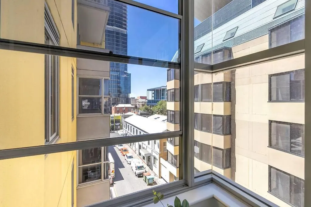 The City Escape - Rundle Mall + Secured Car Park Adelaide 0*,  Australia