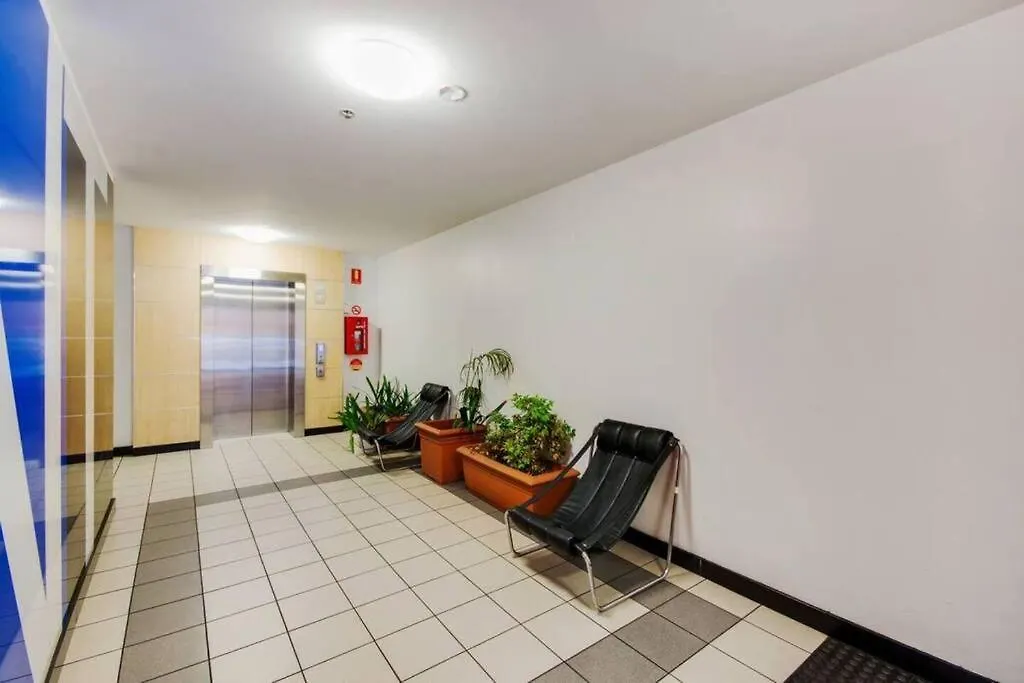 The City Escape - Rundle Mall + Secured Car Park Adelaide Apartment